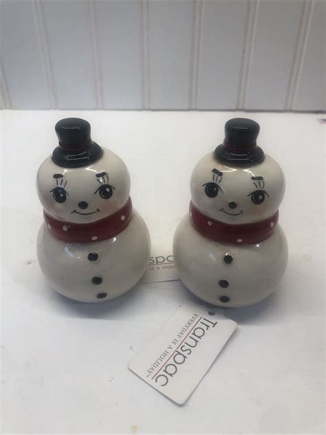 Nostalgic Snowman Salt and Pepper Set Johanna Parker